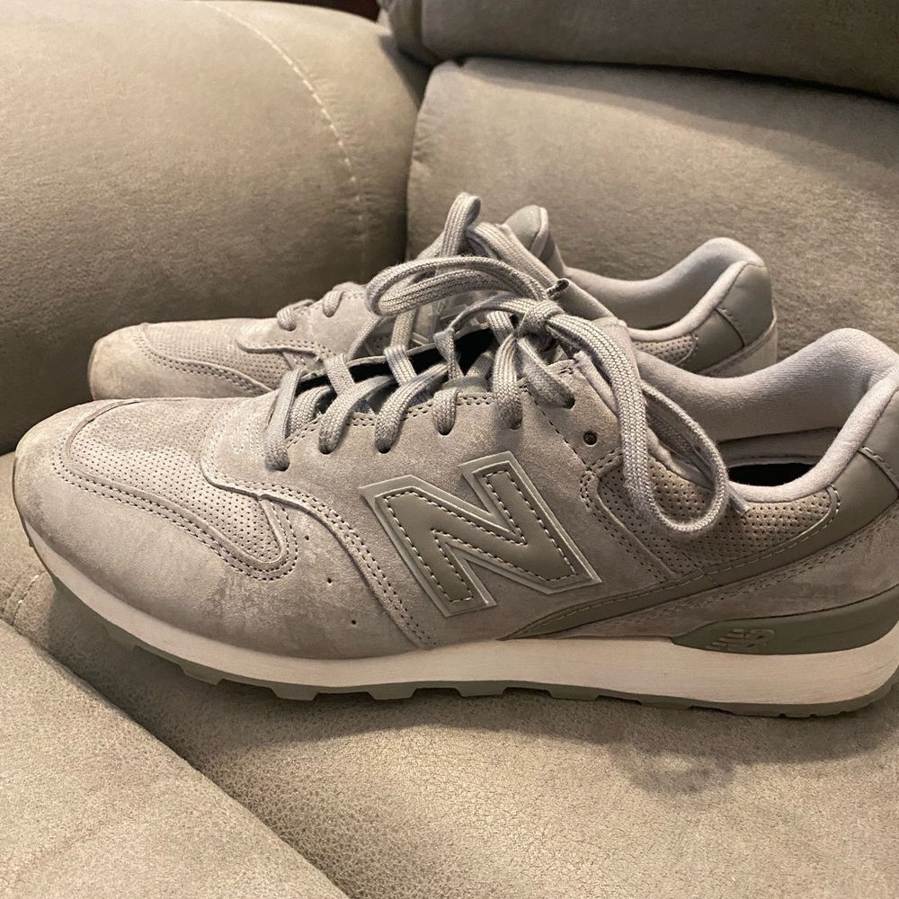 NEW BALANCE EUC running shoes 9.5